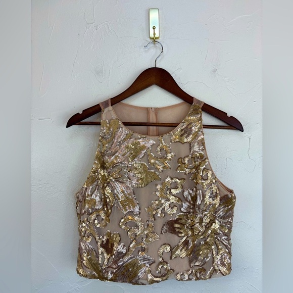 BADGLEY MISCHKA Gold Sheer Crop Top Blouse‎ Sleeveless Christmas Holiday Party - Picture 6 of 14